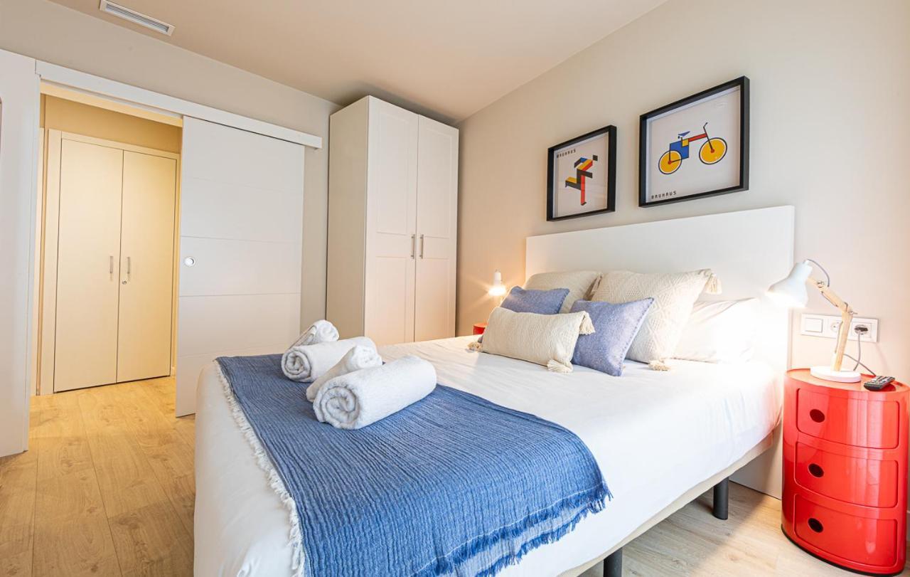 Barcelona Touch Apartments โอสปิตาเล็ต เดอ โยเบรกัต ภายนอก รูปภาพ